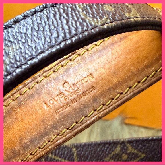Louis Vuitton Monogram crossbody strap - Picture 3 of 10